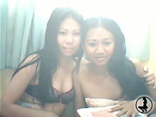 AsiansDoux69 is a lesbian performer live on Cams.AsiaBarGirlCams.Com