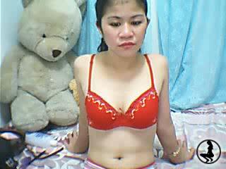 Webcam Performer HeavensGate from live-webcam-sex.ws