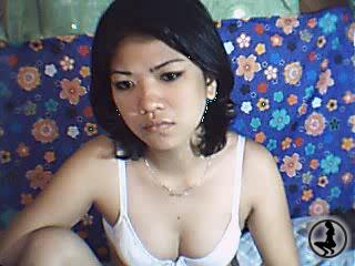 Webcam Performer ErotiqueAsh from live-webcam-sex.ws