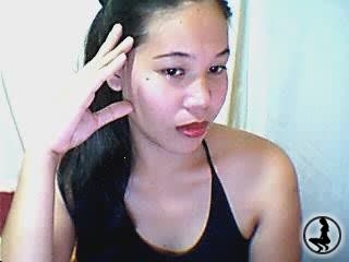 Webcam Performer HotPiexxx from live-webcam-sex.ws