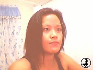 Webcam Performer HOTMCFLURRY from live-webcam-sex.ws