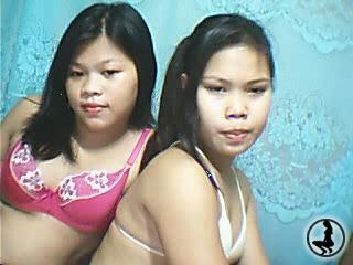 Twowild is a lesbian performer live on Cams.AsiaBarGirlCams.Com