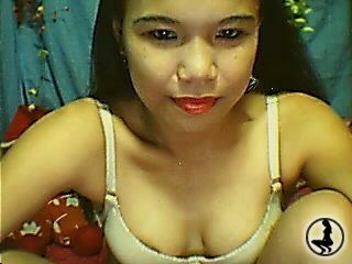 Webcam Performer HotNikki from live-webcam-sex.ws