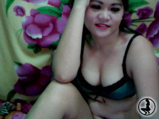 Peachyxx photo #2 (click to enlarge)